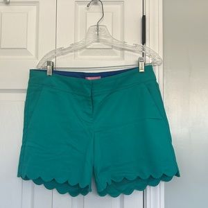 Size 8 Isaac Mizrah teal scalloped shorts